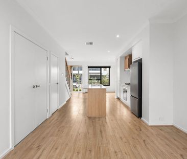 Beautiful townhouse in the coastal suburb of Taperoo! - Photo 6