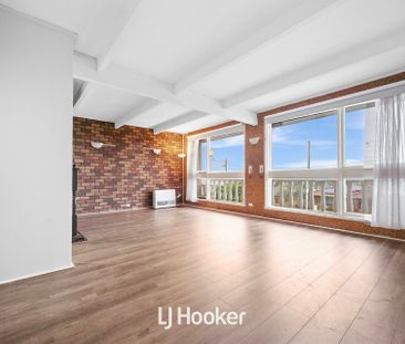 Spacious & Renovated Family Home in Prime Dandenong North Location! - Photo 1