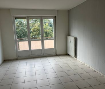 Location Appartement 3 pièces 61m² - Photo 2