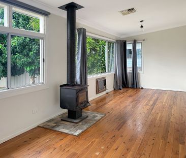 Renovated 3 Bedroom Home in South - Photo 3