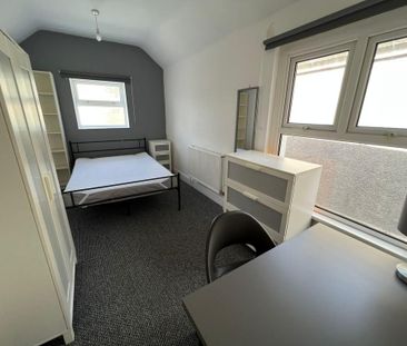 5 bedroom house share to rent - Photo 1