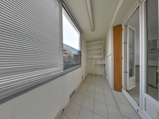 BEAU 4 PIÉCES + CUISINE EN REZ DE CHAUSSÉE DANS UNE IMPASSE AU CALME ECHIROLLES "LES ECUREUILS" - Photo 1