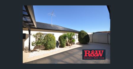 Well-Maintained Family Home with Double Garage - Photo 3