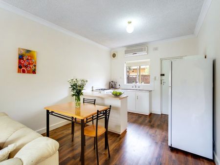 Open the Door to Timeless Elegance in Prestigious St Peters - Photo 4