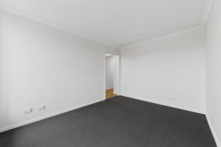 9 Foxtail Street, Mount Duneed VIC 3217 - House For Rent | Domain - Photo 3