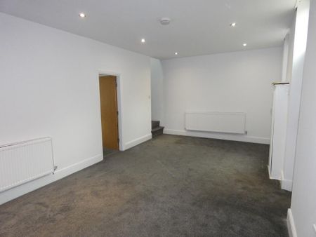 3 bedroom property to rent - Photo 3