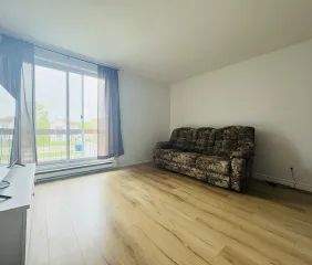 Appartement · 8354 m² · Québec - Photo 3