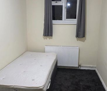 House share to rent - Photo 3