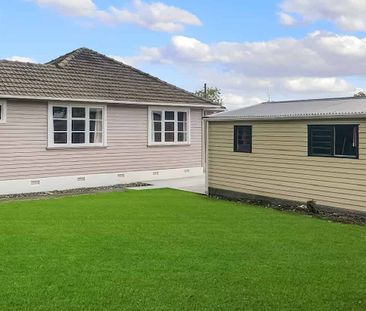 SHANNON - 3 BEDROOMS - Photo 1