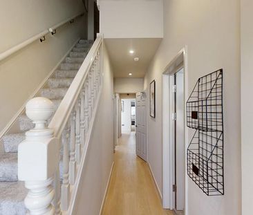 10 bedroom house share to rent - Photo 1