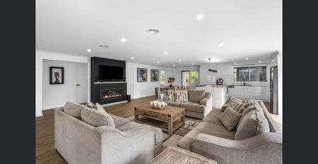 Spacious Family Home with Multiple Living Zones & Exceptional Outdoor Entertaining - Photo 2