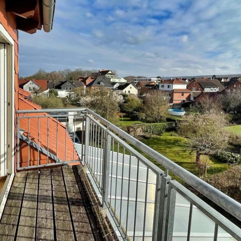 Charmante Altbauwohnung in Bahnhofsnähe - Photo 1