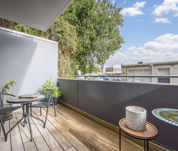 One Bedroom Mount Roskill - Photo 2