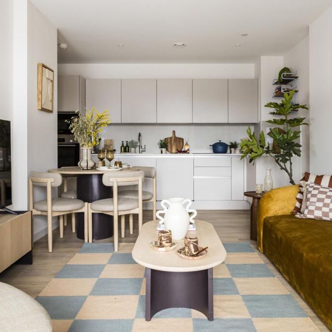 2 bedroom apartment to rent - Photo 1