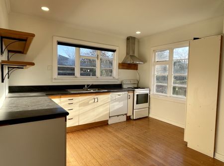 109A Mackworth Street, Woolston - Photo 4