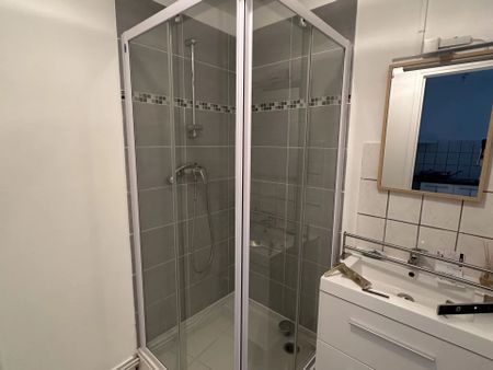 Location Appartement 2 pièces 35 m2 à Saint-Quentin - Photo 5