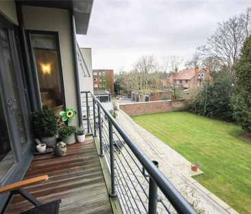 2 bedroom flat to rent - Photo 3