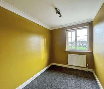 Hetherington Close, Slough, SL2 - Photo 4