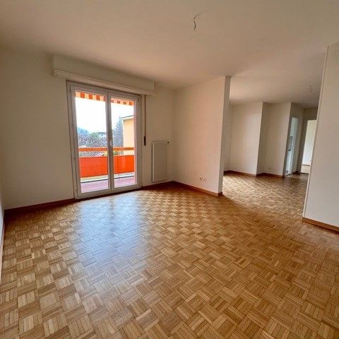 Appartement de 5 pièces au 1er étage - Foto 1