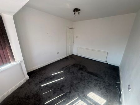 Westfield Avenue, Wigston, LE18 1HY, Leicester - Photo 3