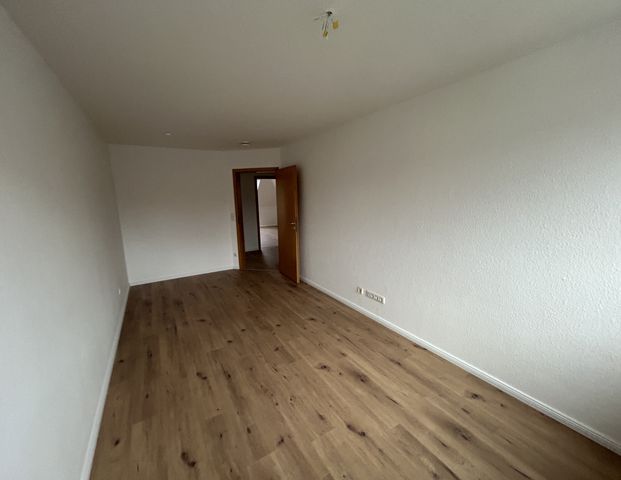 Helle 3-Raumwohnung im Herzen der Stadt ! - Foto 1