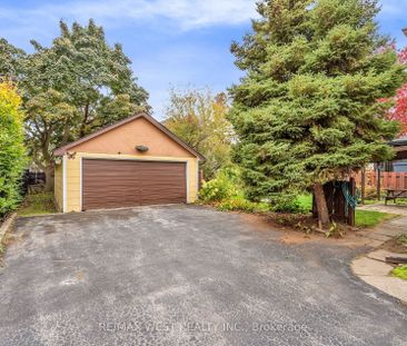 For Lease - 90 Napier Street, Vaughan, Ontario - Photo 2