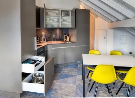 "Abheben im möblierten Apartment "PC-21" im The Tower, Stans" - Photo 2