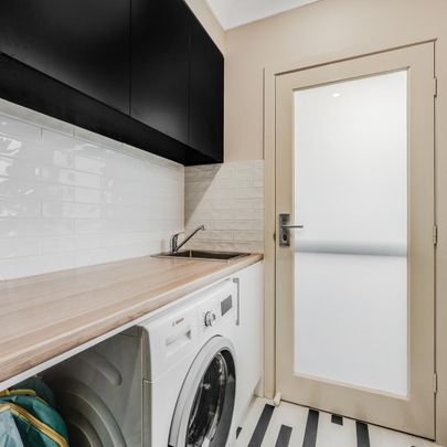 Perfect family home - 6 month lease only - Photo 1