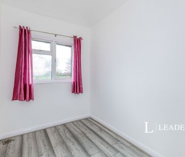 3 bedroom house to rent Dorchester Road, Worcester Park, KT4 - Photo 5