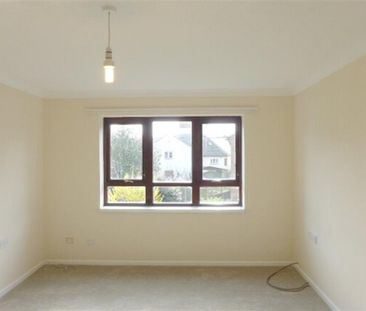 2 bedroom retirement property to rent - Photo 4
