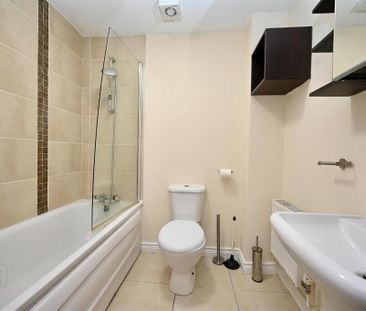 Apt 57 Titanic Walk, 3 Ballymacarrett Road, Belfast, BT4 1BT - Photo 6