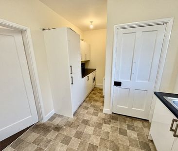 Beauvale Crescent, Hucknall, Property for rent - Photo 4