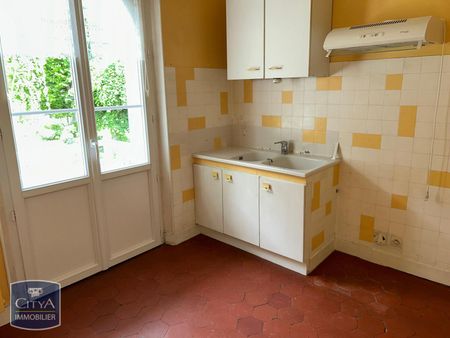 Location Appartement 2 pièces 73m² CHATEAU THIERRY 02400 - Photo 2