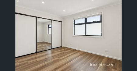 Brand New 2 bedroom + Study & 3 Bathroom Townhouse - Photo 3