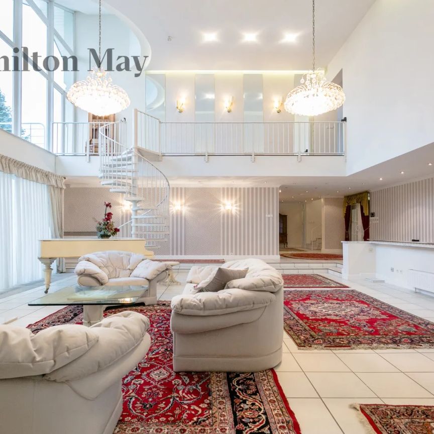 Na wynajem wyjątkowa willa z ogrodem znajdująca się w cichej dzielnicy - Kliny Borkowskie - Photo 1