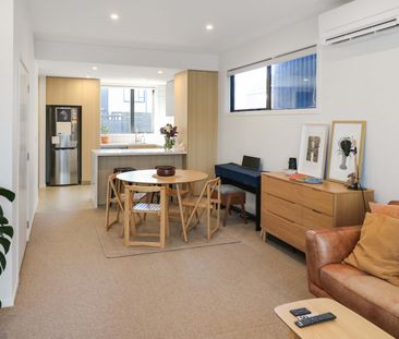 Petone Townhouse - Photo 4