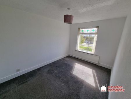 31 O'Neill Road, Croghfern, Newtownabbey, BT36 6BZ - Photo 4
