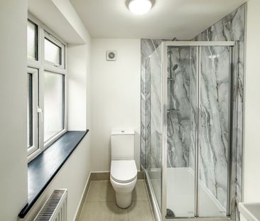 7 bedroom Detached house to rent - Photo 2