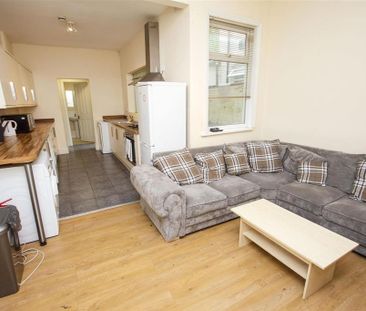 6 bedroom house to rent - Photo 4