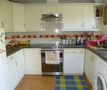 3 bedroom terraced house to rent - Photo 3