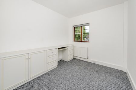 Edmunds Walk, Hampstead Garden Subburb, London N2 - Photo 5