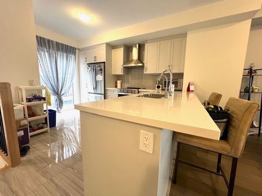 For Lease - 79 Clippers Crescent, Whitchurch-Stouffville, Ontario - Photo 1
