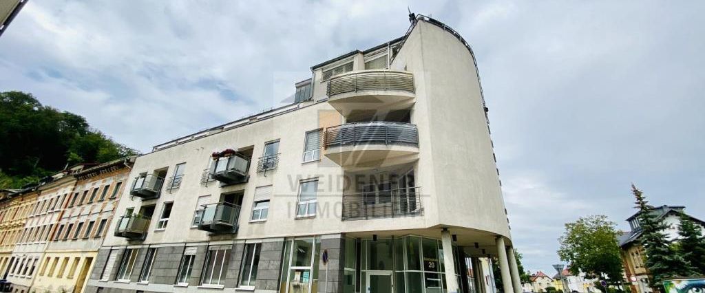 Außergewöhnliche 2-Zimmer Wohnung mit Aufzug, Balkon und Tiefgarage - Photo 1
