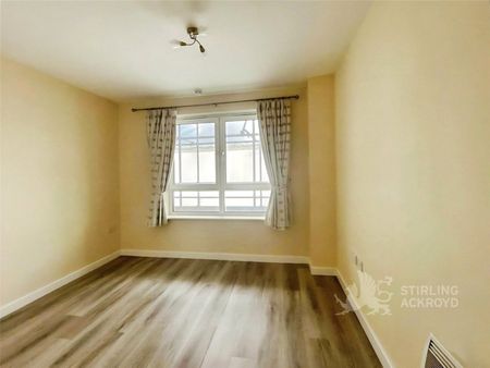 Station Approach, Woking, Surrey, GU22 7PB - Photo 3