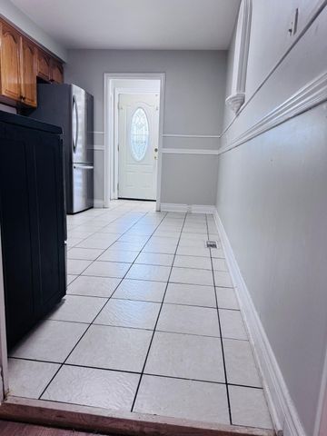 For Lease - 53 Fitzgibbon Avenue, Toronto, Ontario - Photo 4