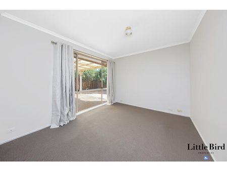 3/32 Sid Barnes Crescent, Gordon ACT 2906 - Townhouse For Rent | Domain - Photo 2