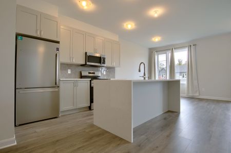 For Lease - 280 Elsie Macgill Walk, Kanata, Ontario - Photo 5