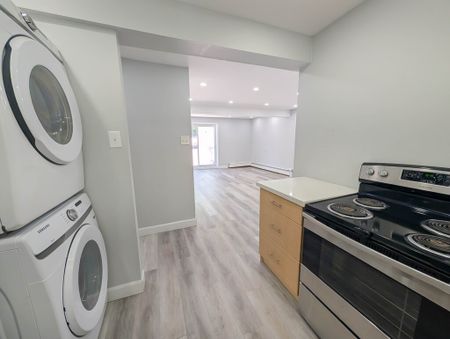 20 Mildred Ave, St. Catharines (3) - 2 Bed + Den Main Unit - Photo 4