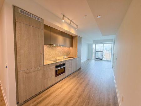 For Lease - 771 Yonge Street Unit# 1906, Toronto, Ontario - Photo 4