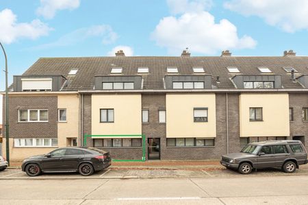 GELIJKVLOERS APP MET GARAGE - Photo 2